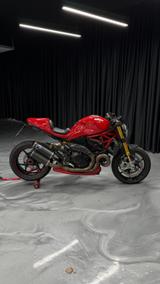 Ducati MONSTER 1200 S  EURO 3 TERMIGNONI ÖHLINS CARBON - DUCATI MONSTER 1200
