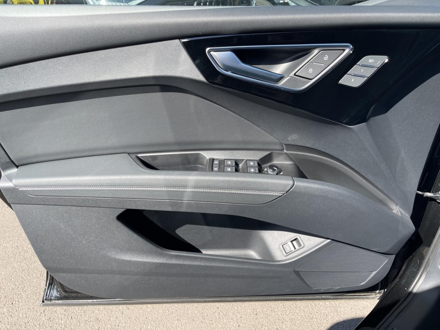 Fahrzeugabbildung Audi Q4 Sportback e-tron 50 S-Line Matrix 21" Sonos