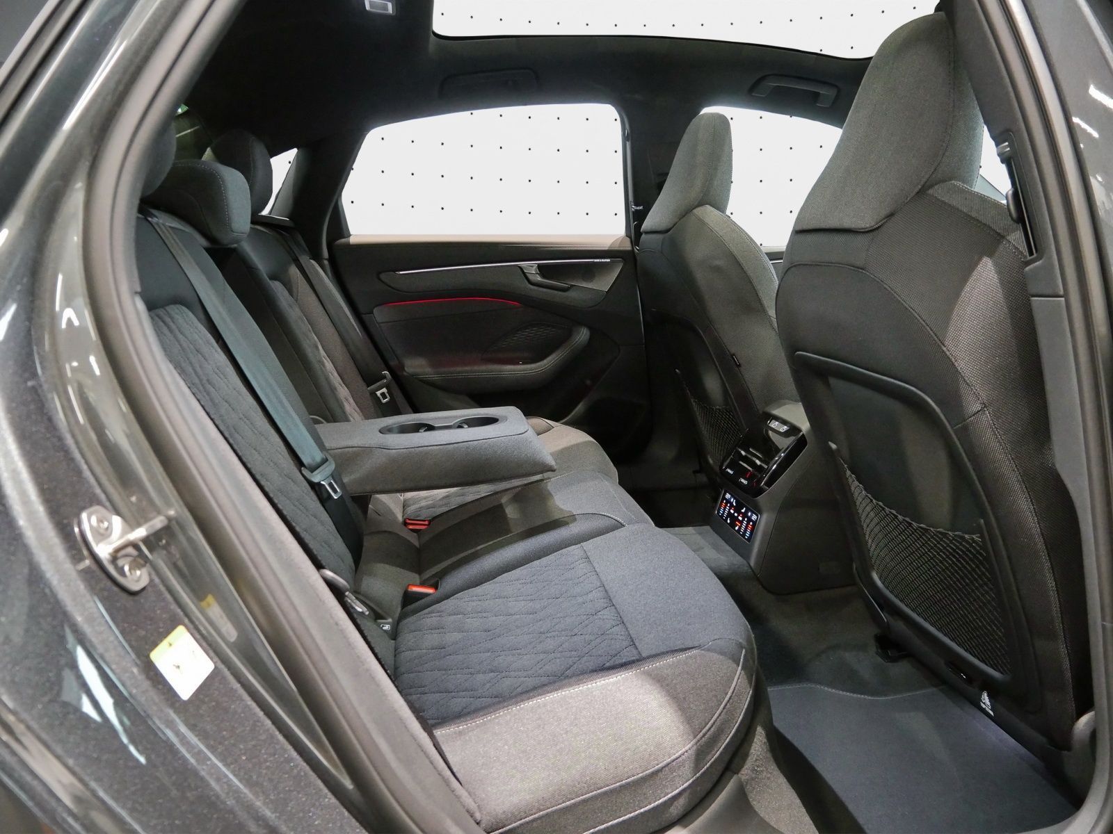 Audi A6 - Bild 17