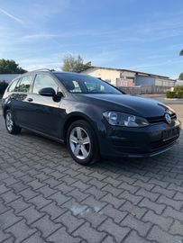 Volkswagen Golf - 7