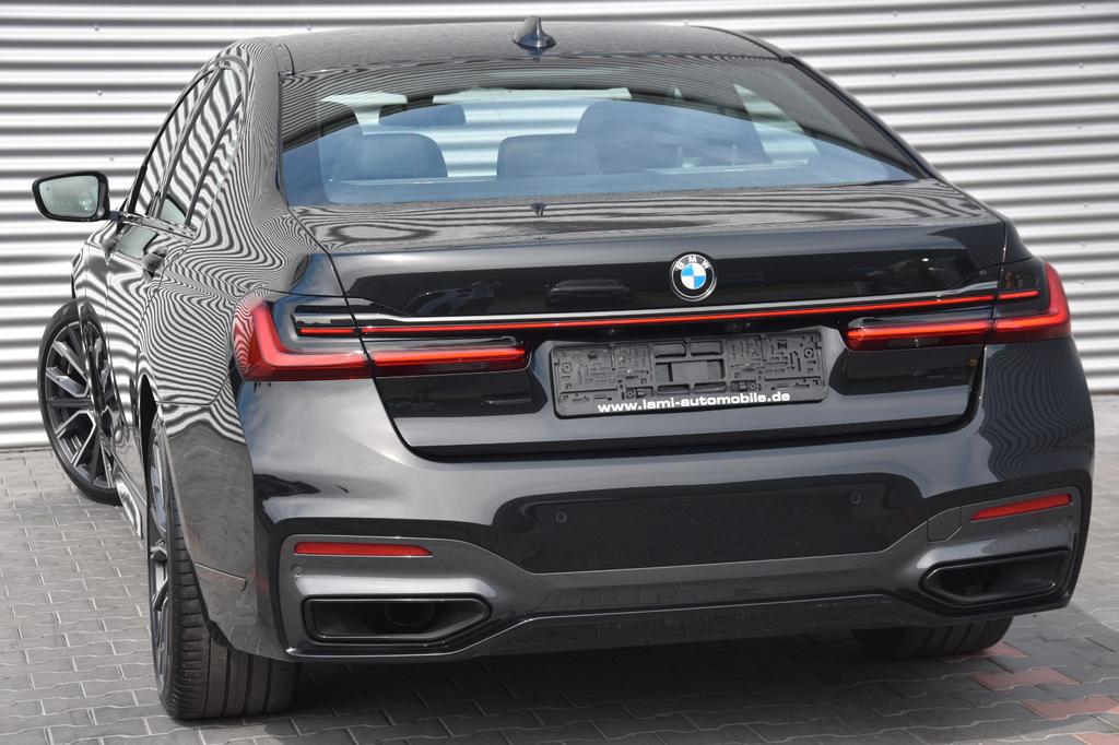 BMW 730