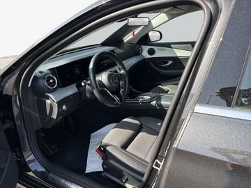 Mercedes E 220 - 9