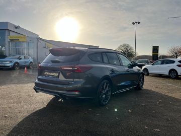 Bild 5 Ford Focus Turnier ST X Sportpaket HUD Navi Leder dig