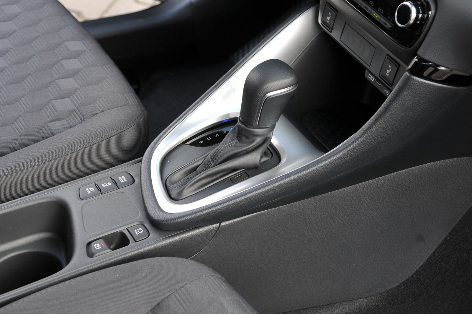 Mazda 2 Hybrid - Bild 10