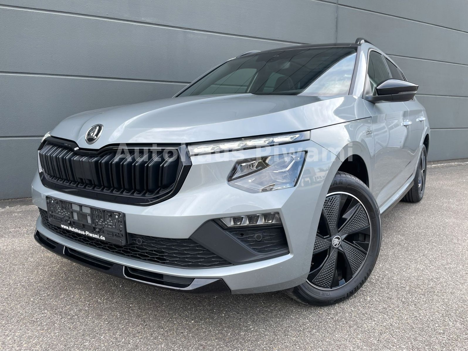 Skoda Kamiq 1.0 TSI DSG Monte Carlo Panorama Virtual C imagem 2