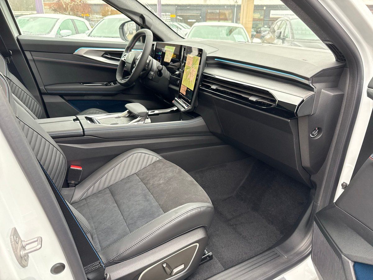 Renault Rafale - Bild 25