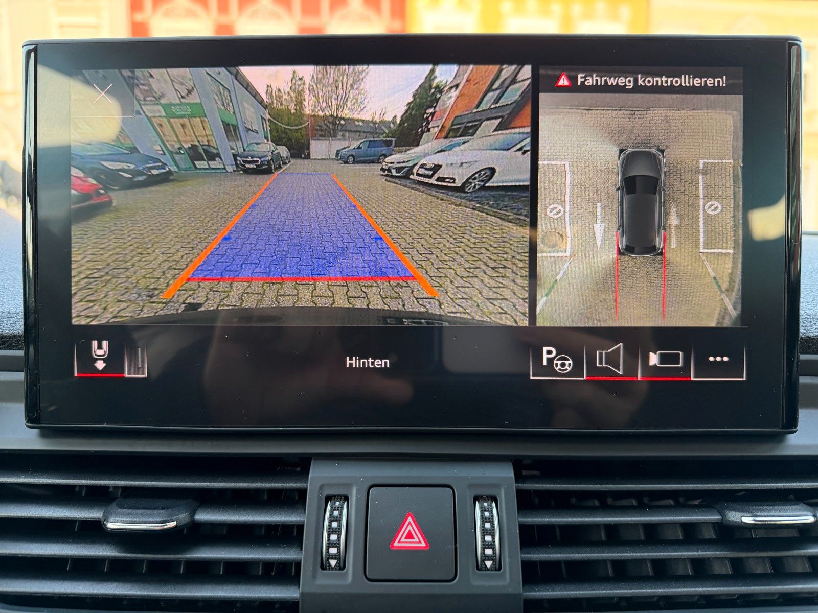 Fahrzeugabbildung Audi Q5 55 TFSI e quattro S-LINE ACC LANE ASSIST HUD