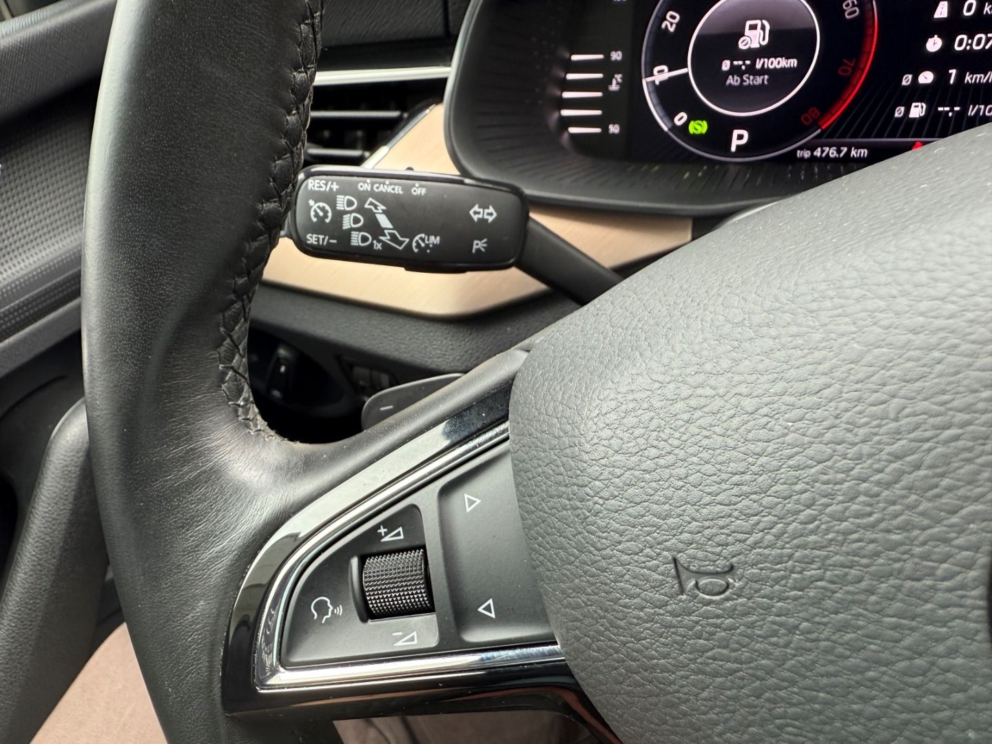 SKODA Kamiq 1.0 TSI EU6d-T Style  CarPlay LED RFK ALU - Image 13