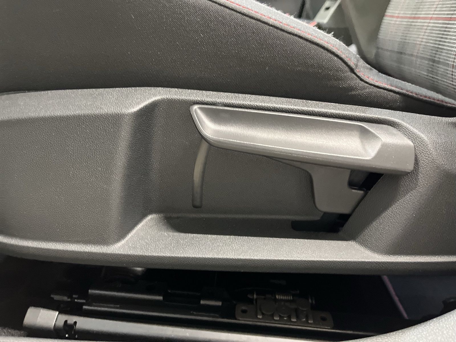 Volkswagen Golf - Bild 14