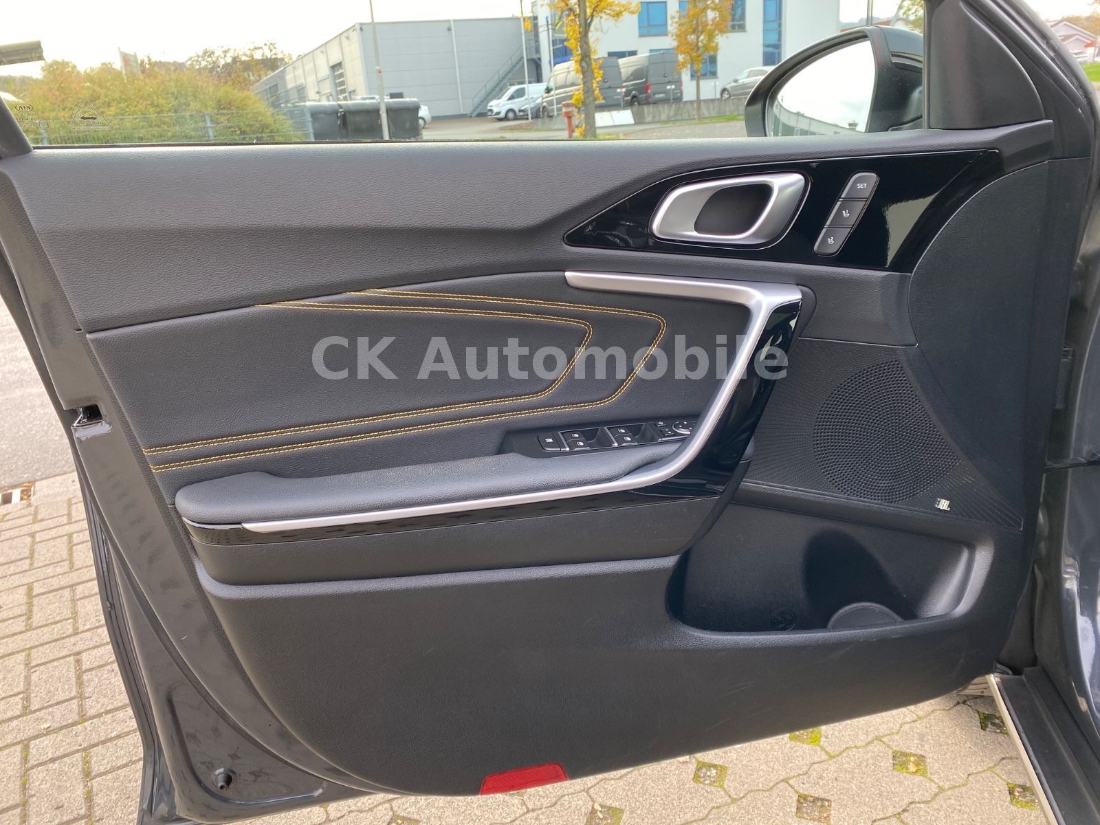 Fahrzeugabbildung Kia XCeed 1.6 Launch Edition/Navi/Pano/LED/ACC/AHK