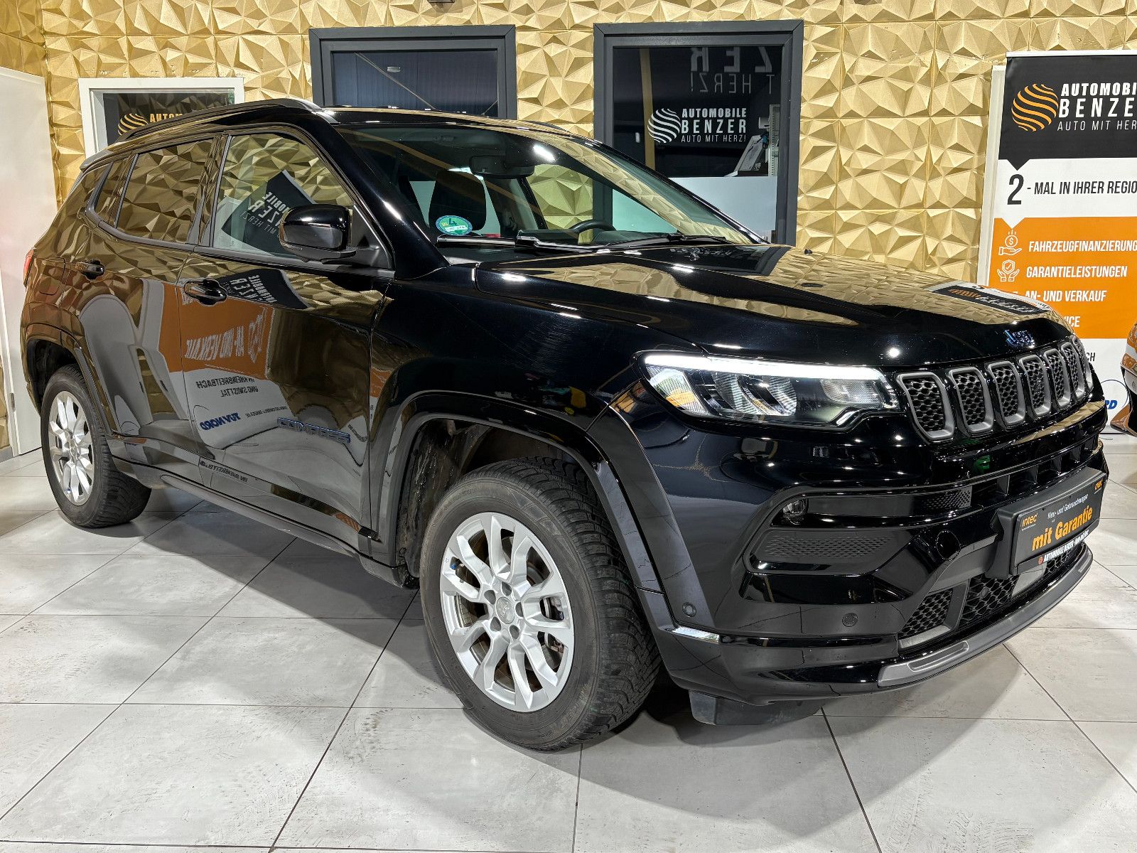Fahrzeugabbildung Jeep Compass S Plug-In Hybrid 4WD/360°/ACC/APPLE/NAVI