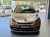 Renault Grand Scenic III 1.6 dCi Luxe/ Leder/ Navi/ BOSE - Renault Scenic: Luxe