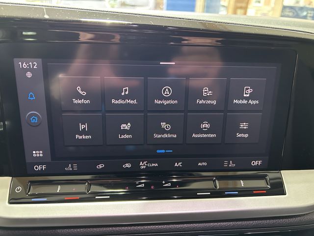 Ford Grand Tourneo Connect PHEV Titanium