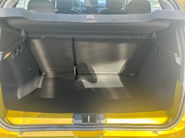 Fahrzeugabbildung Dacia Sandero III Stepway Expression Winterpaket+Navi,