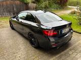 BMW M235i F22 - BMW M235 M235i mit Benzin-Antrieb