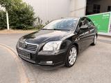 Toyota Avensis 2.0 Executive Lim. - Toyota Avensis in Nürnberg