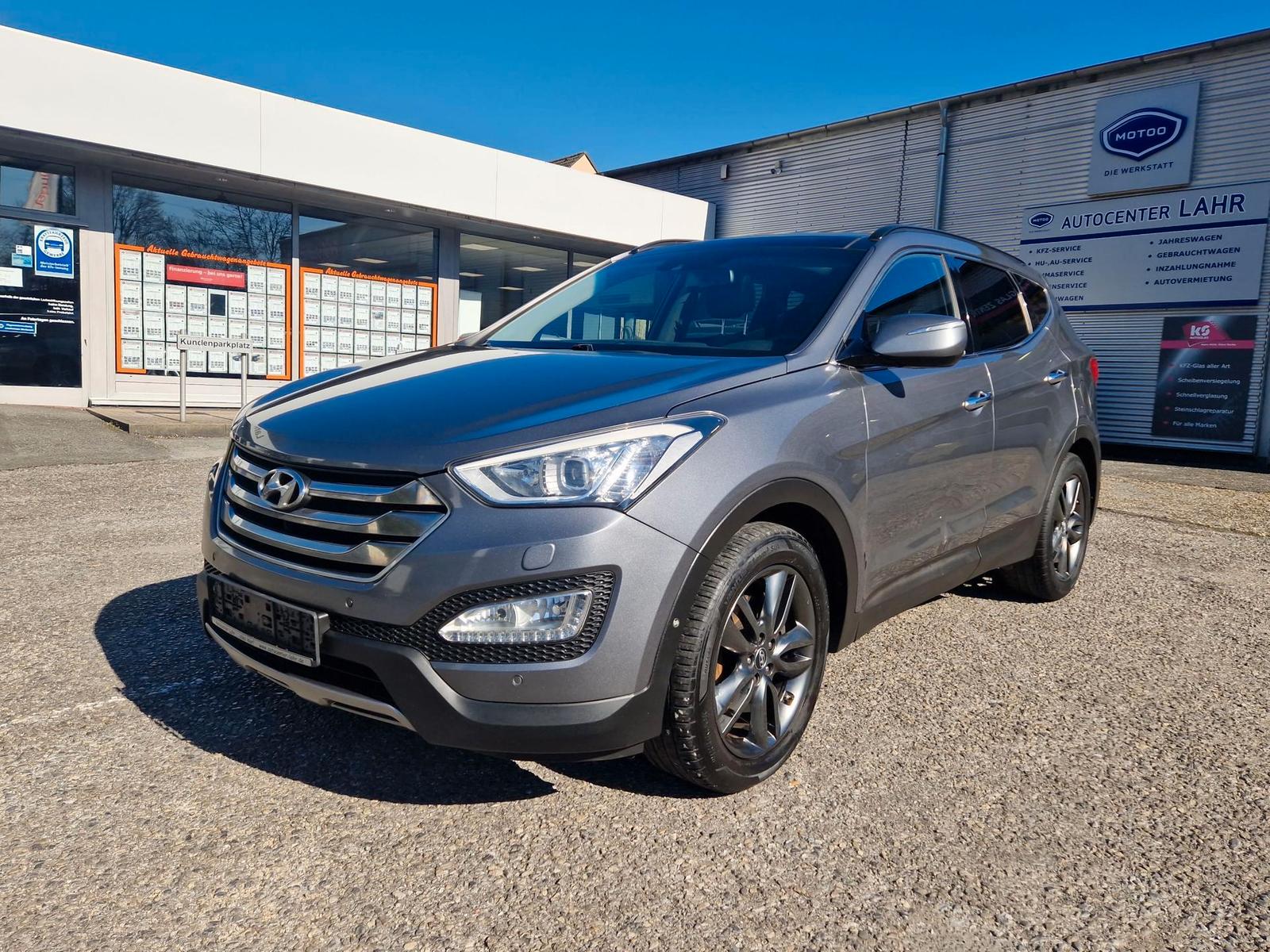 Hyundai SANTA FE 2.2 CRDI Premium 4WD - Verkauf im Ku...
