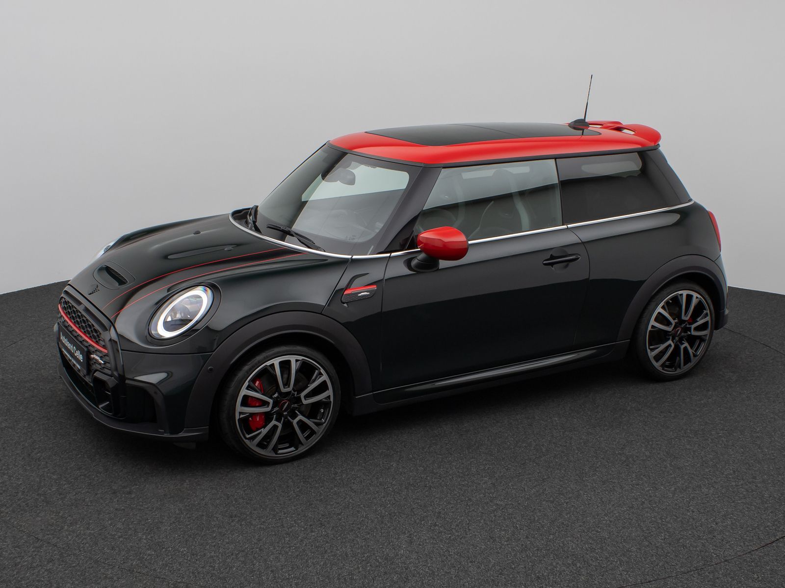 Fahrzeugabbildung MINI John Cooper Works Panorama Kamera HUD DAB Sport