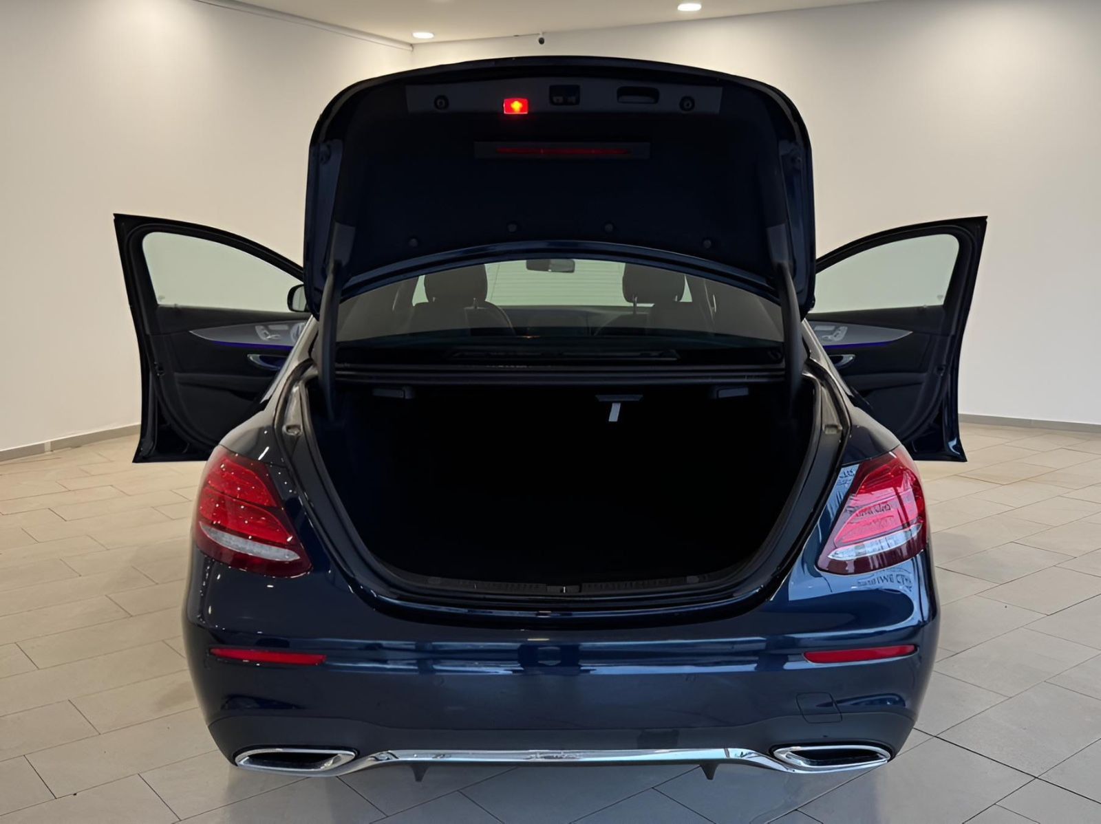 Mercedes-Benz E 220 d AMG-Line|PANO|HUD|360|WIDESCREEN|BURM|ME foto 16
