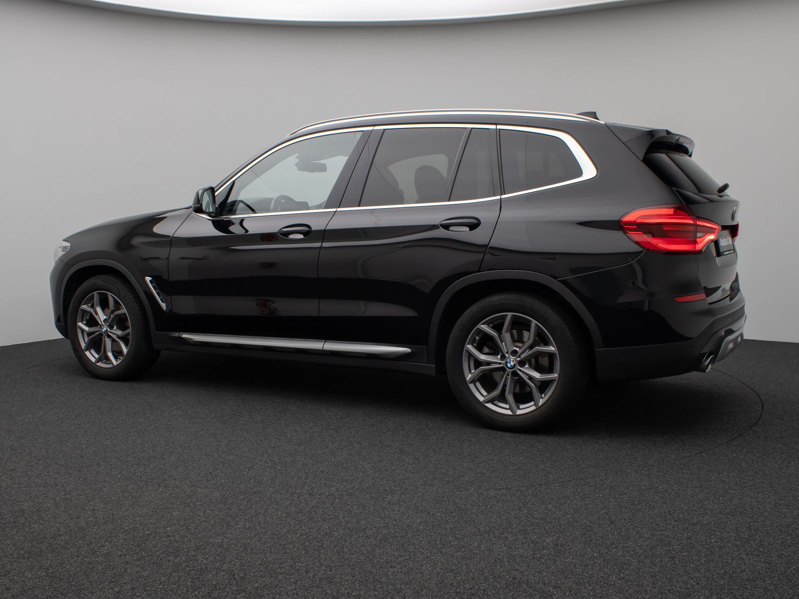 Fahrzeugabbildung BMW X3 xD20d xLine HUD ACC PDC Komfort Alarm Sport