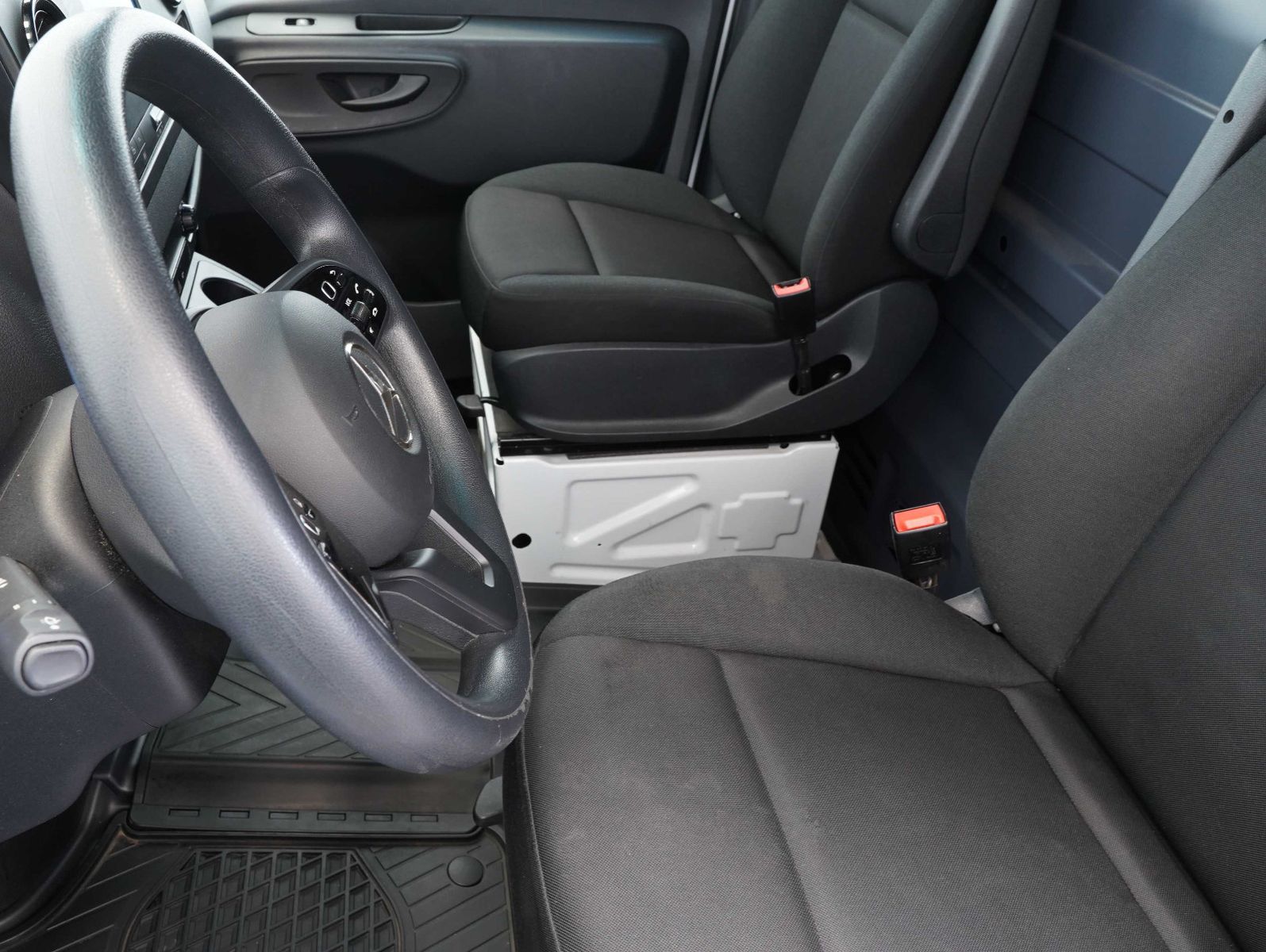 Fahrzeugabbildung Mercedes-Benz Sprinter III Kasten 311 CDI MAXI HOCH/LANG 4.325