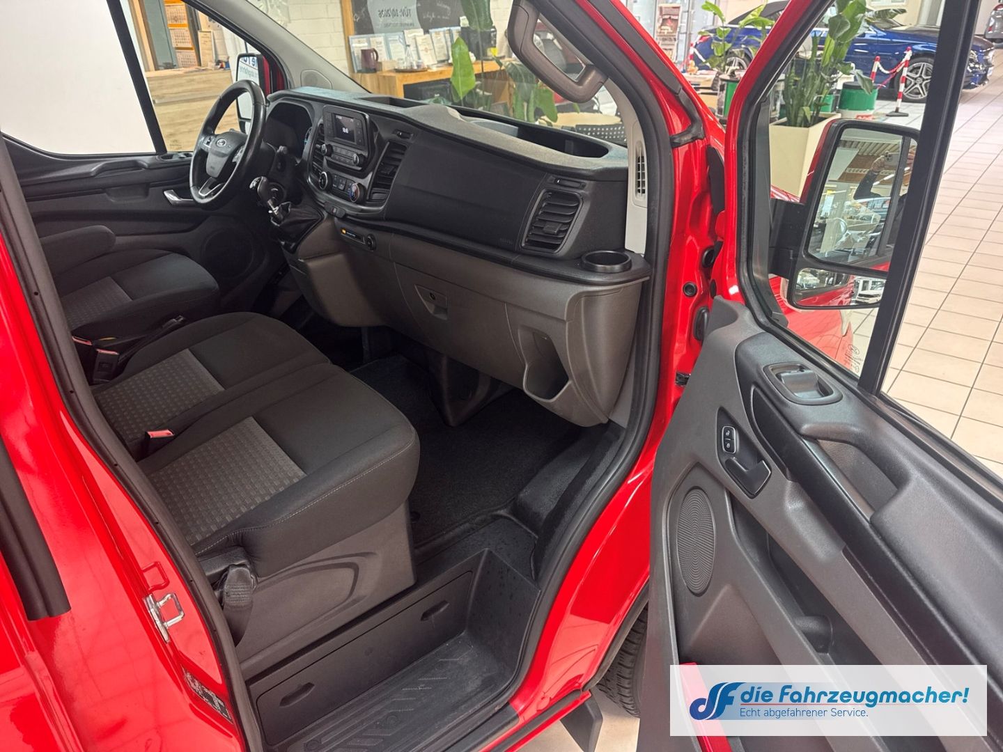Fahrzeugabbildung Ford Transit Custom Tourneo i 320 L1 Trend *6148*KLIM
