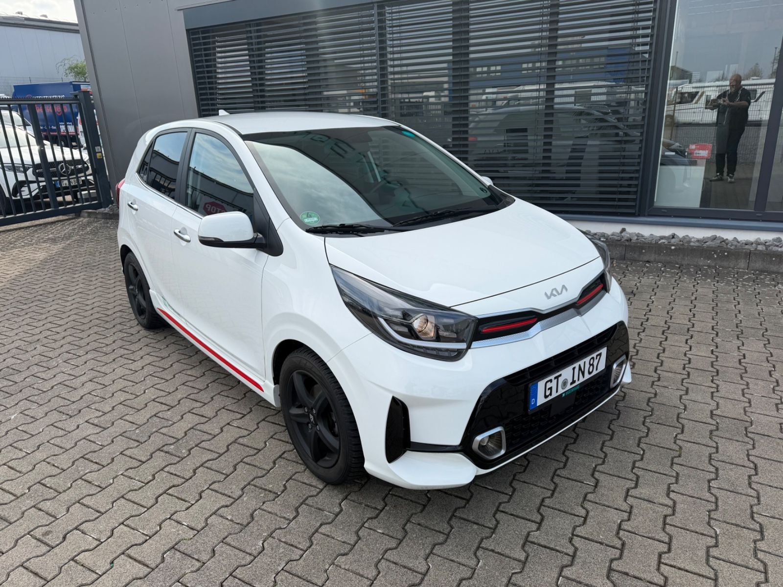 Fahrzeugabbildung Kia Picanto GT-Line / Automatic / Navi / Garantie