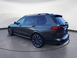 BMW X7 xDrive40d *Navi*Leder*Pano*Memory*Sportsitze* - BMW: D