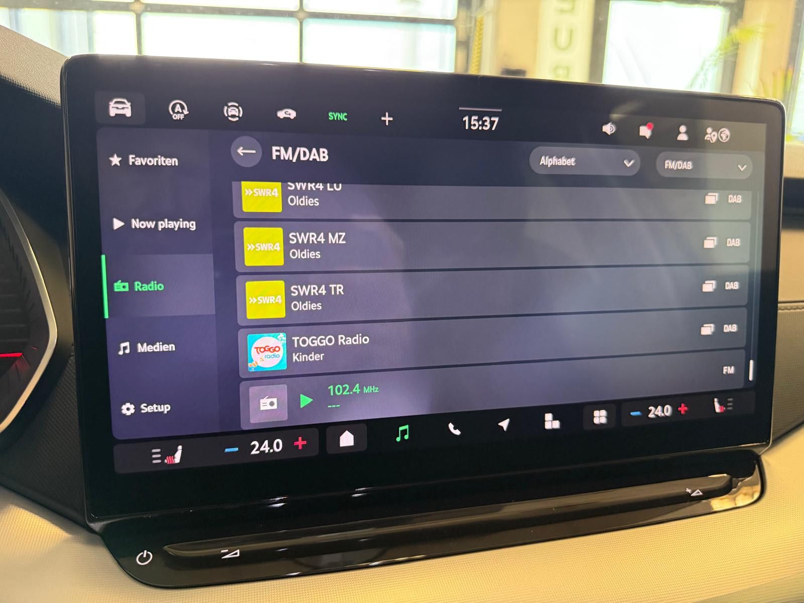 Fahrzeugabbildung SKODA Octavia Combi 2.0 TDI 110 kW Selection / AHK/LED