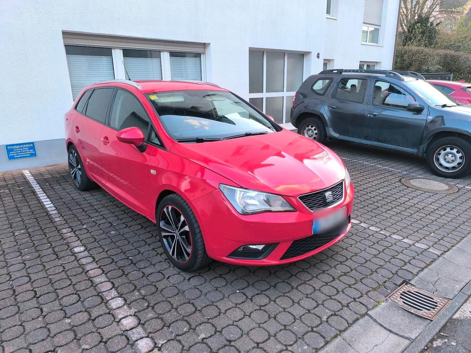 Seat Ibiza 2015 — interior