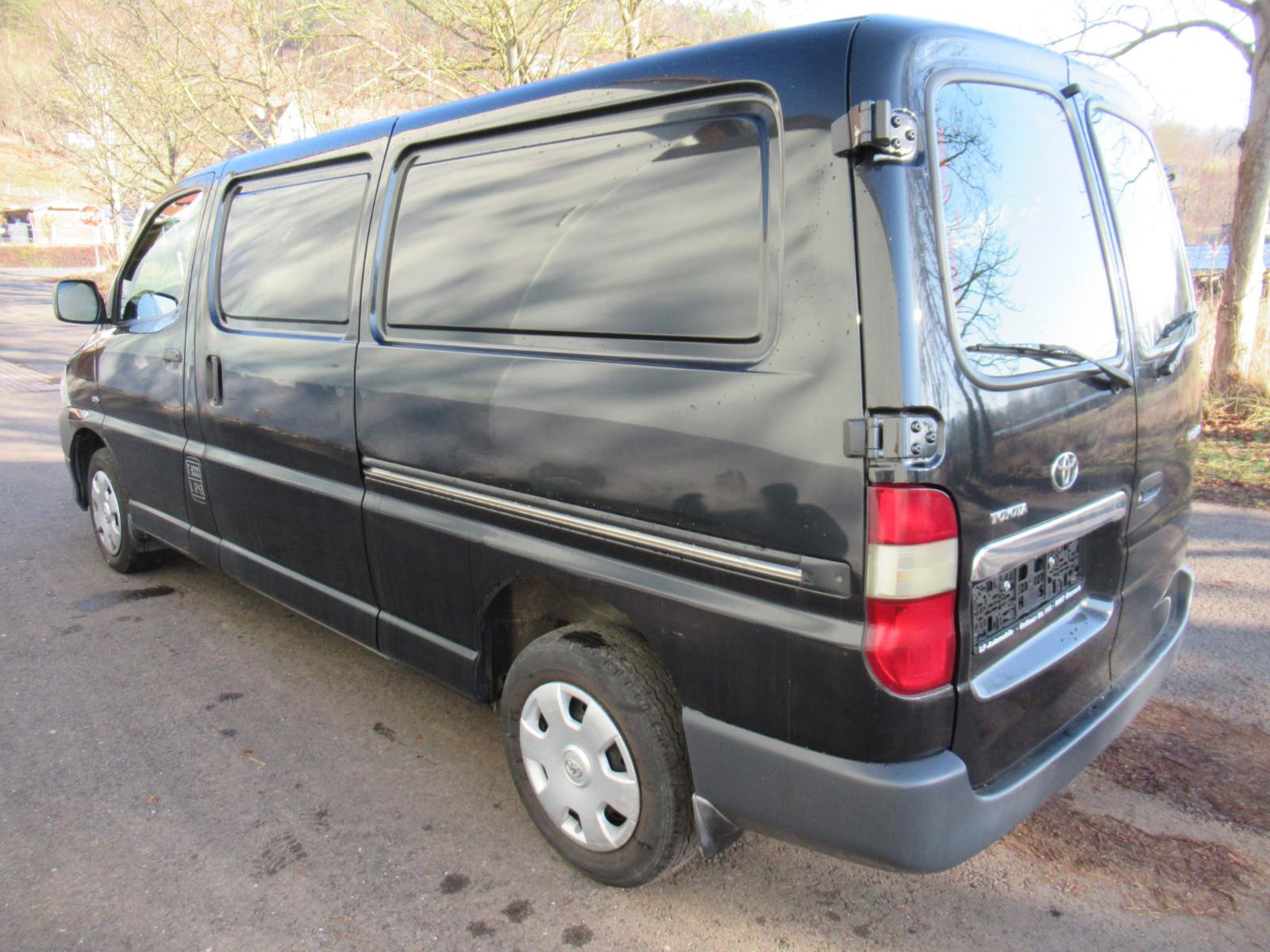 Toyota Hiace Camper 2.5 D4-D lang/2.Hd/Autom./Klima/SHZ