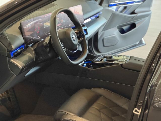 BMW i5 - Bild 8