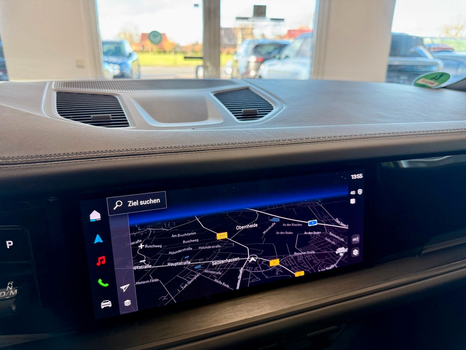 Fahrzeugabbildung Porsche Cayenne GTS SportDesign/Panorama/InnoDrive