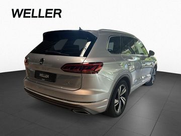 Volkswagen Touareg - 4