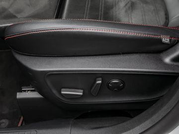 Ford Kuga ST-Line X Kamera Panoramadach el Heckklappe