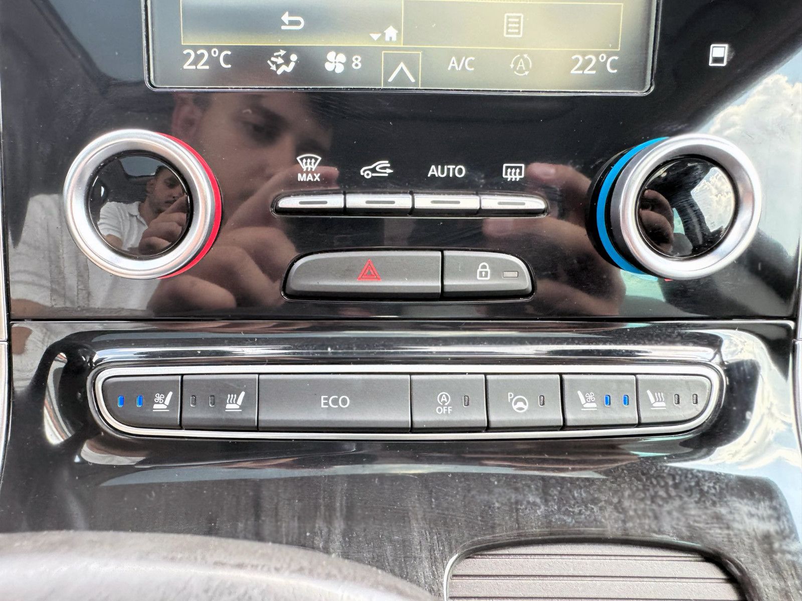 Fahrzeugabbildung Renault Espace V Initiale Paris 2.0 dCi LED ACC KAM AHK
