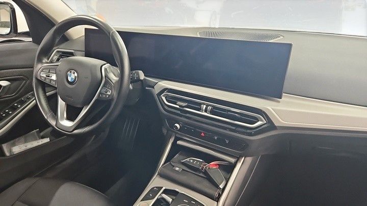 BMW 320d T xDrive Shadow-Line WIDE LED CARPLAY AHK foto 6