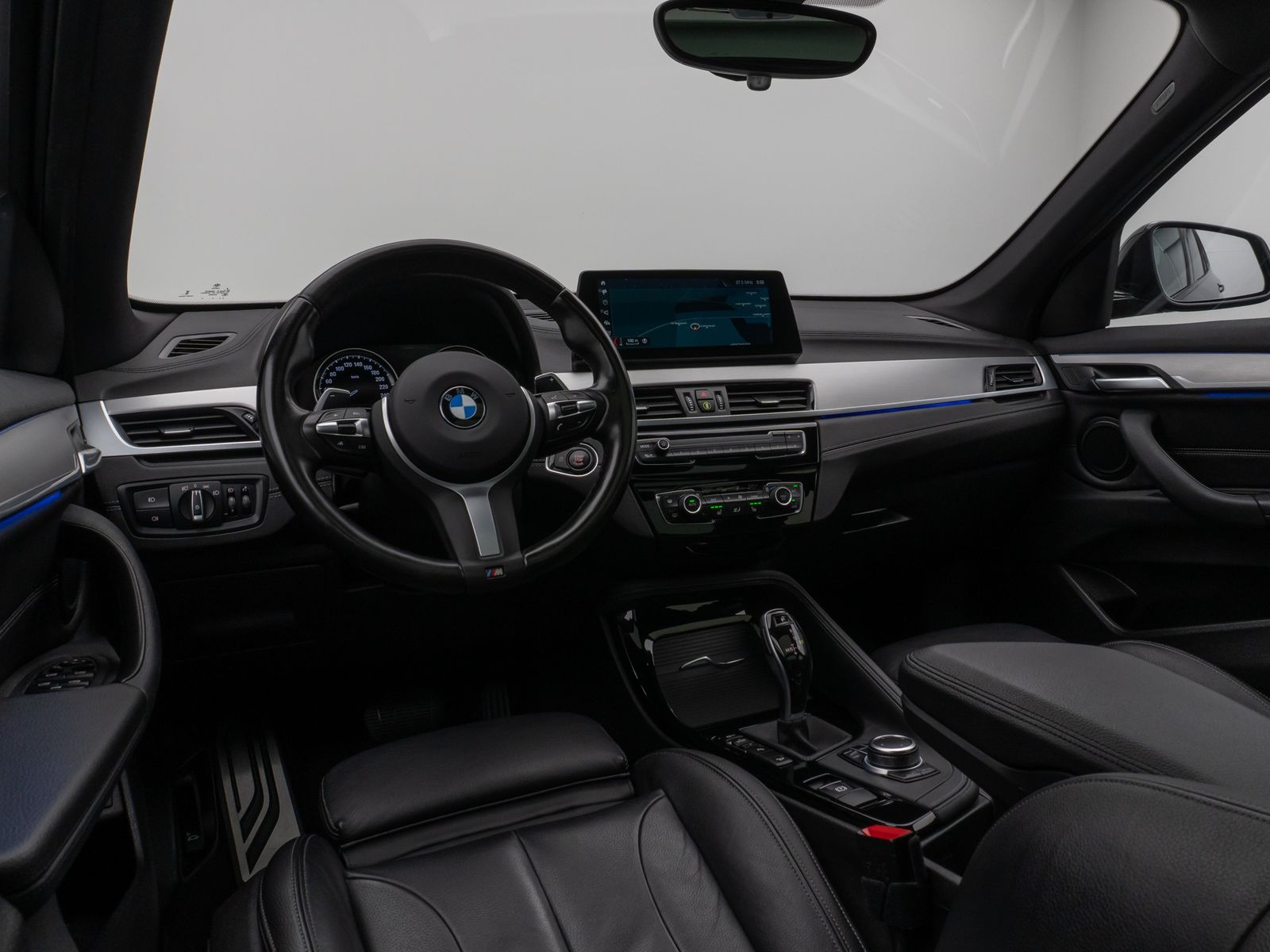 Fahrzeugabbildung BMW X1 xD20d M Sport ACC HUD DAB Panorama HiFi Leder