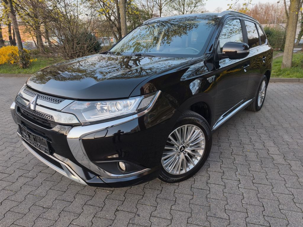 Image of Mitsubishi Outlander