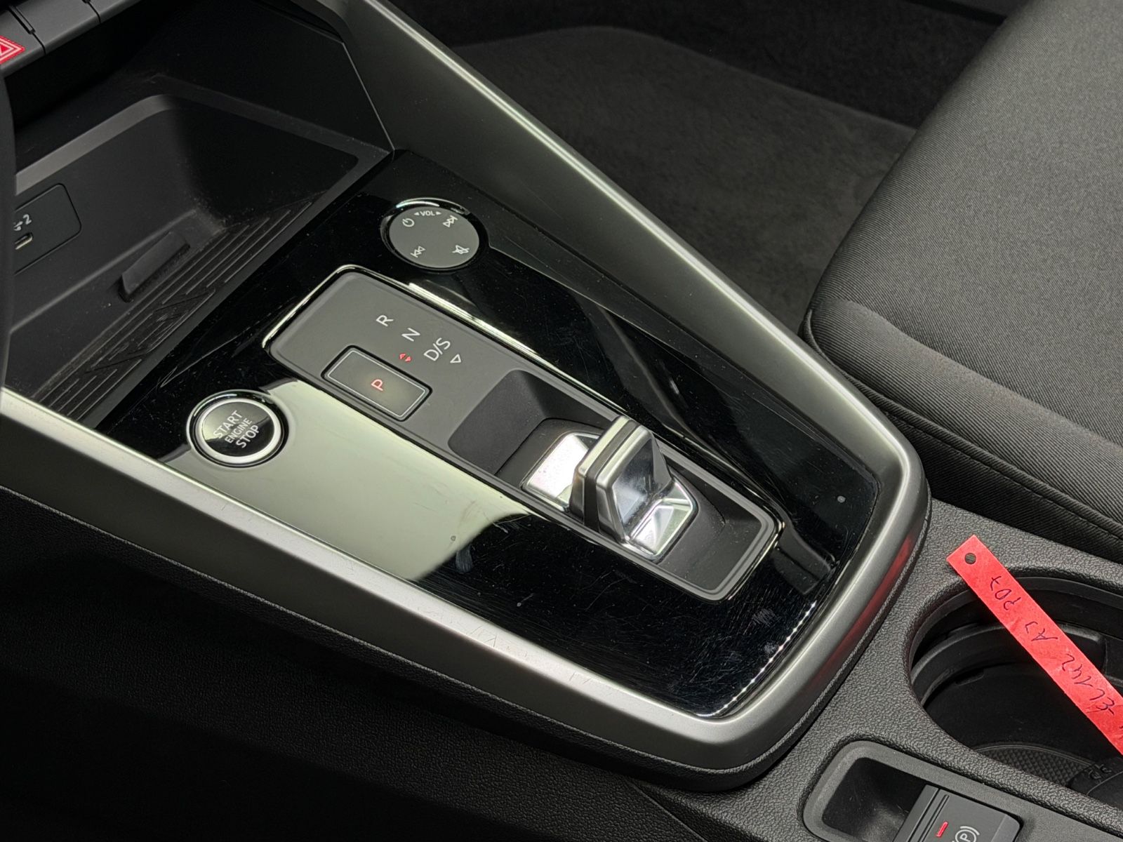 Fahrzeugabbildung Audi Audi A3 35 TDI Sportback advanced|AUTOMATIK|NAVI