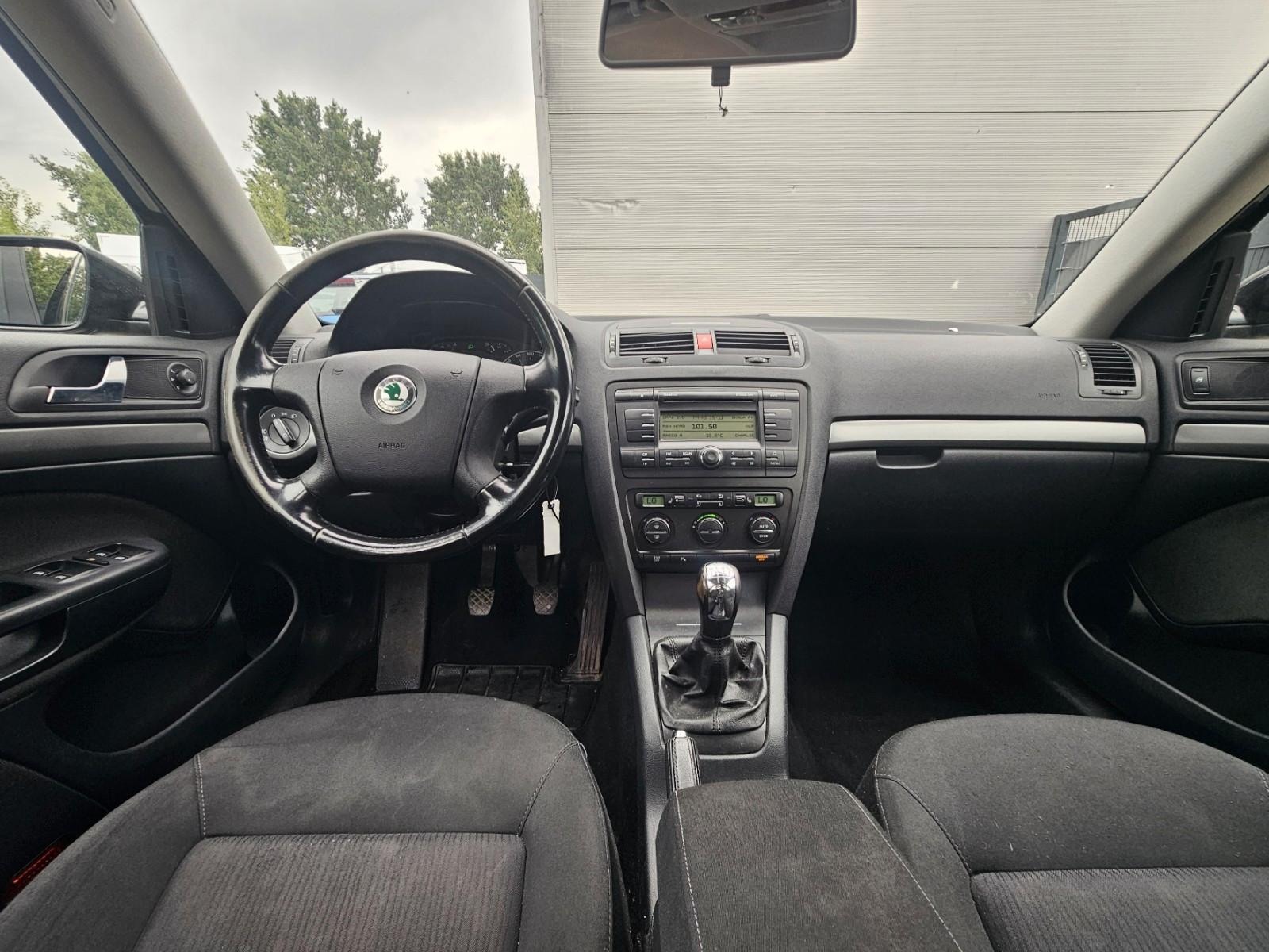 Skoda Octavia 2007 — photo 14