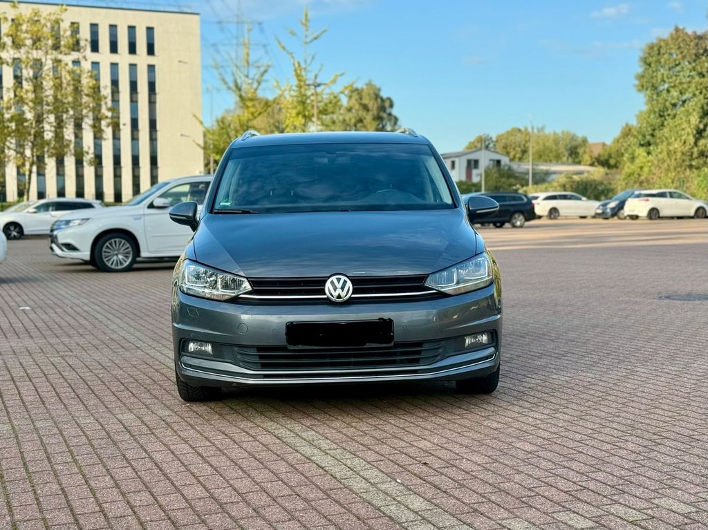Image of Volkswagen Touran