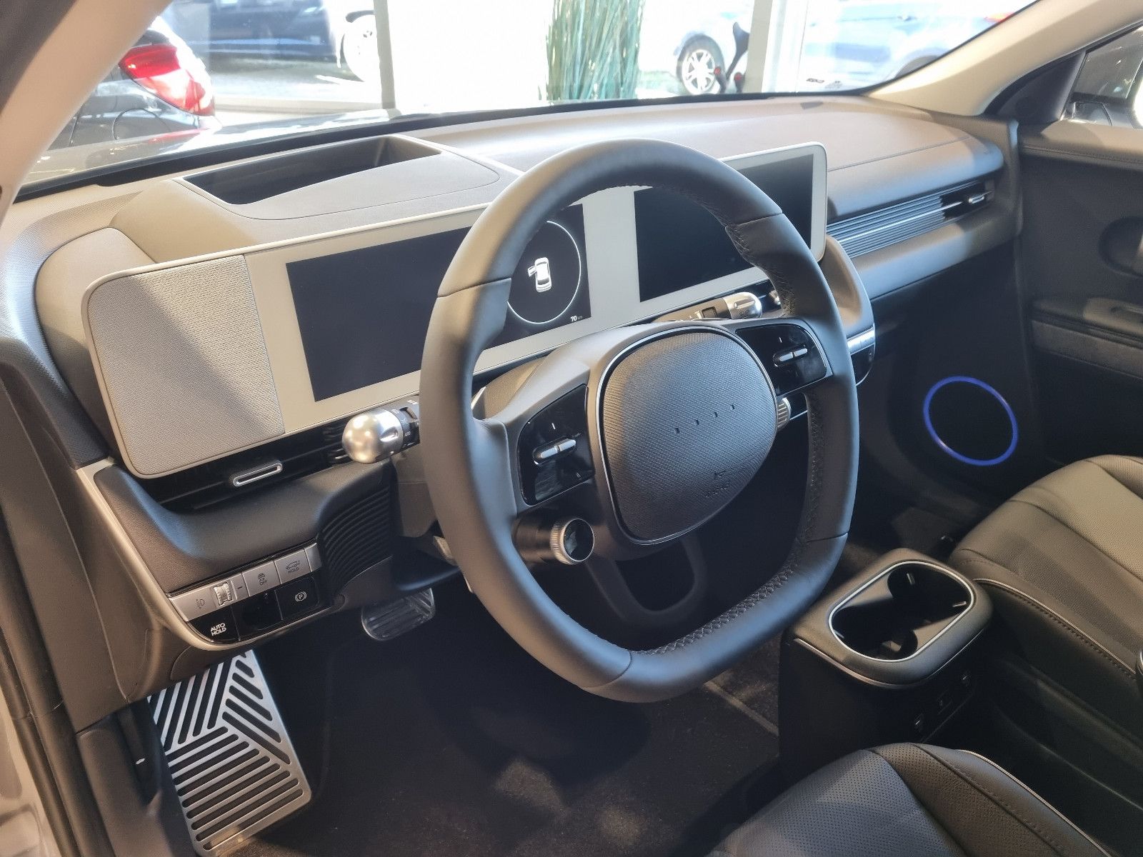 Fahrzeugabbildung Hyundai IONIQ 5 MJ23 58 kWh Allrad UNIQ-Paket Assistenzp