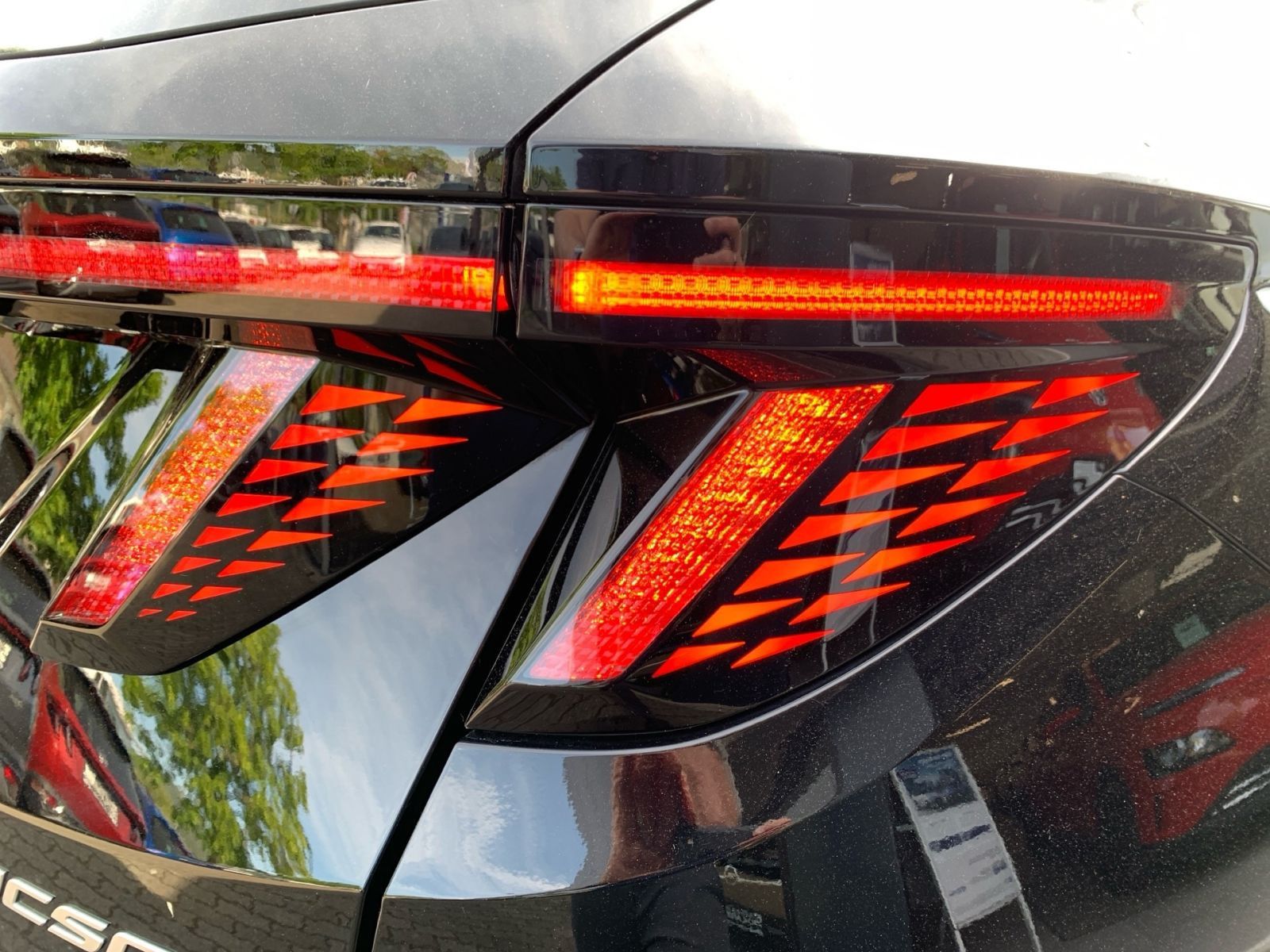 Fahrzeugabbildung Hyundai TUCSON 1.6 T-GDI 7-DCT Trend Mild-Hybrid 4WD LED
