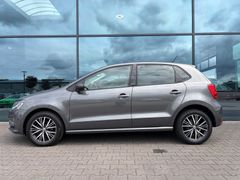 Fahrzeugabbildung Volkswagen Polo 1.0 Allstar Klima Einparkhilfe Tempomat 15"