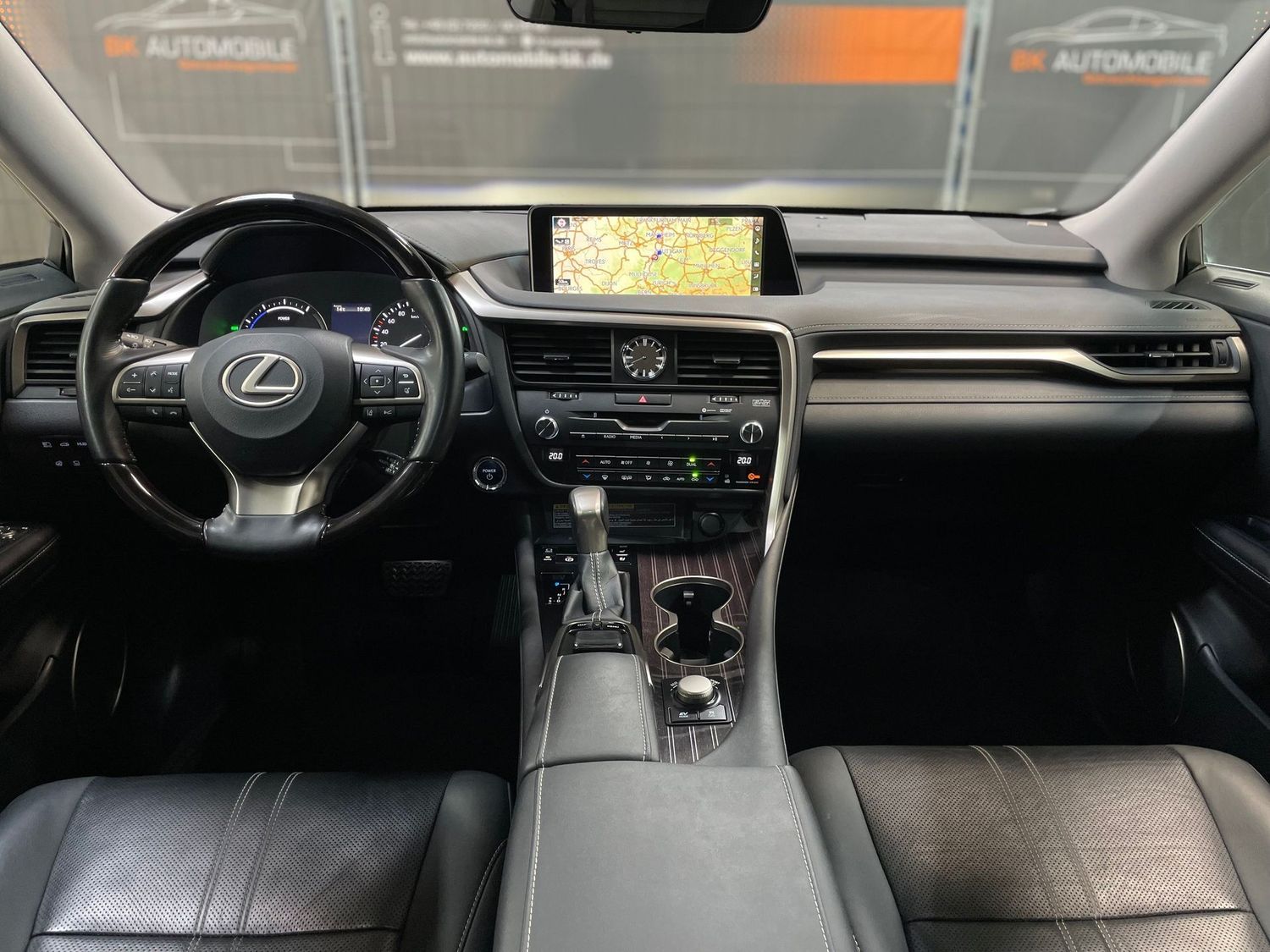 Fahrzeugabbildung Lexus RX 450h AWD Luxury Line #Pano#HeadUp#Memory#360°