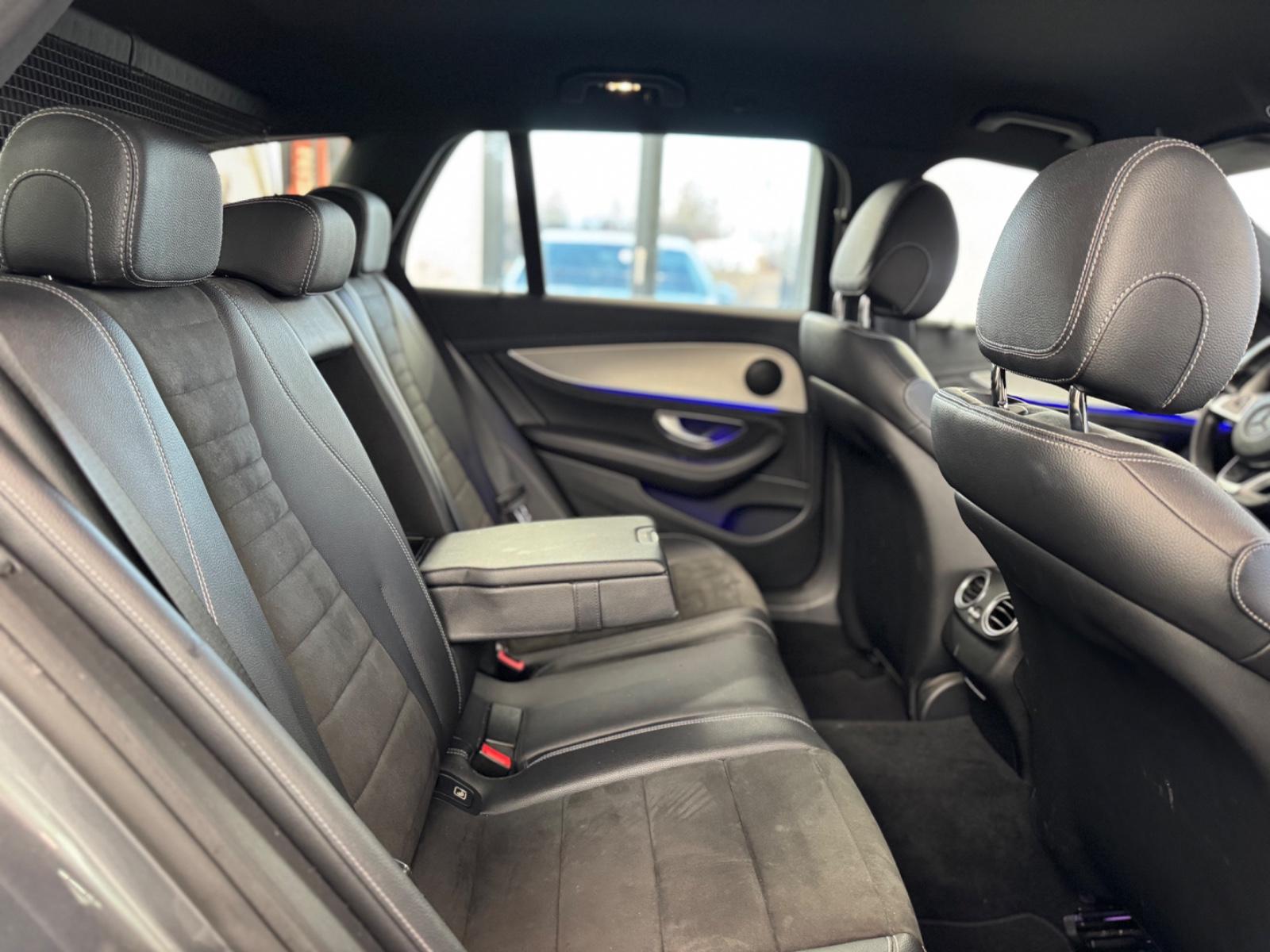 Mercedes-Benz E 220d T-Modell *AMG*Carplay*Ambiente*