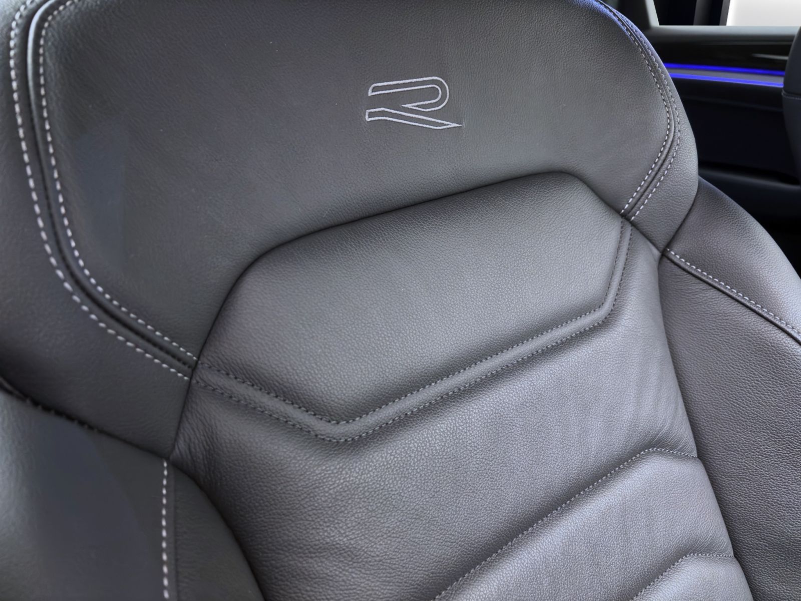 Volkswagen Touareg - Bild 18