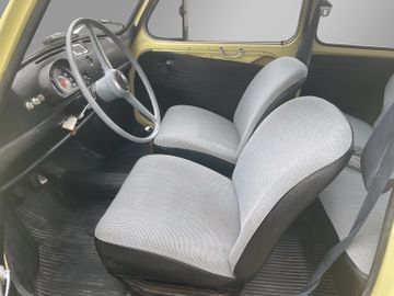 Seat 600-L Turismo *mtl. 95€*