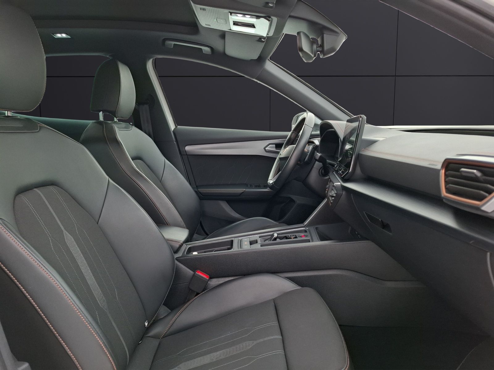 Fahrzeugabbildung CUPRA Formentor TSI DSG 4Drive LED Navi Pano AID ACC R